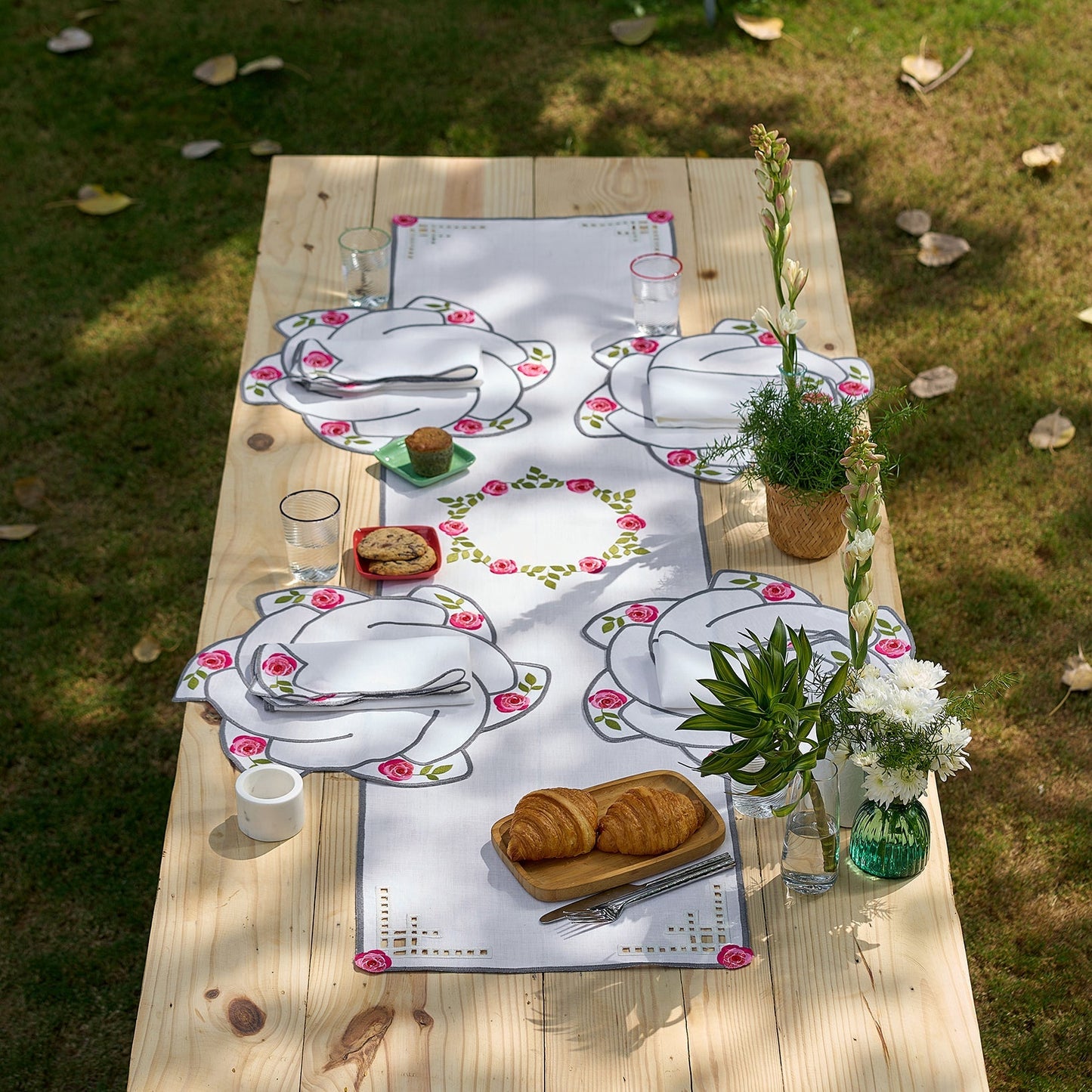Hand Embroidered Heirloom Petals Table Runner 16.5" × 67"