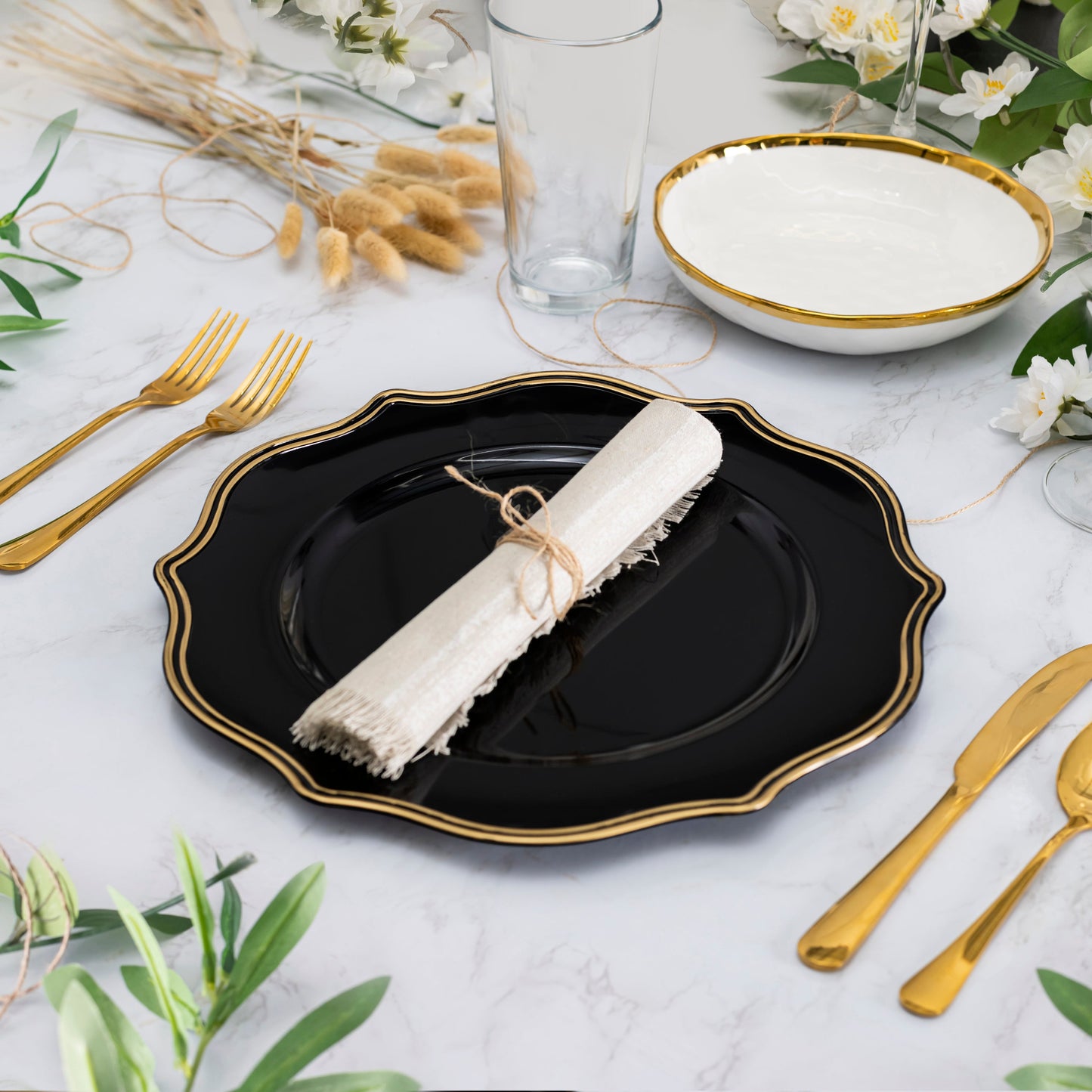LACEY BLACK/GOLD SET OF 4 CHARGER PLATES 13"D