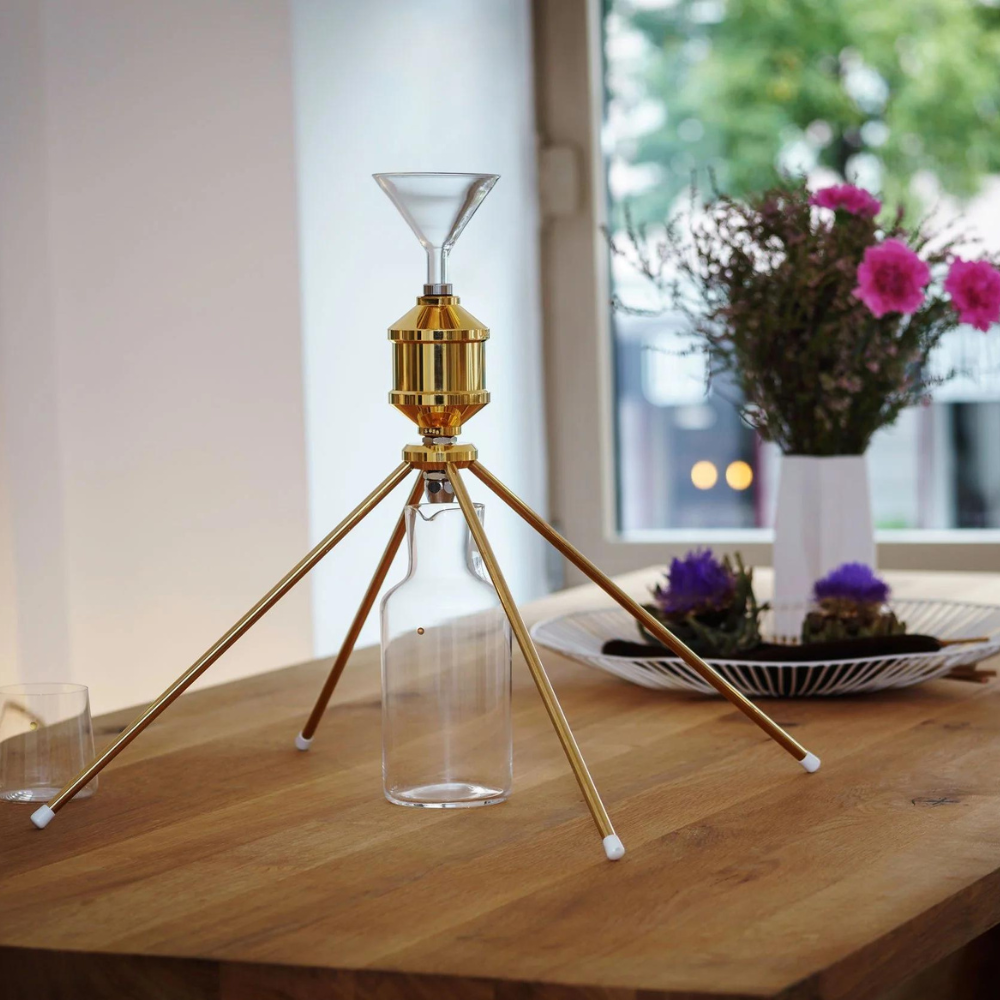UMH DELTA - Tabletop Water Structuring System