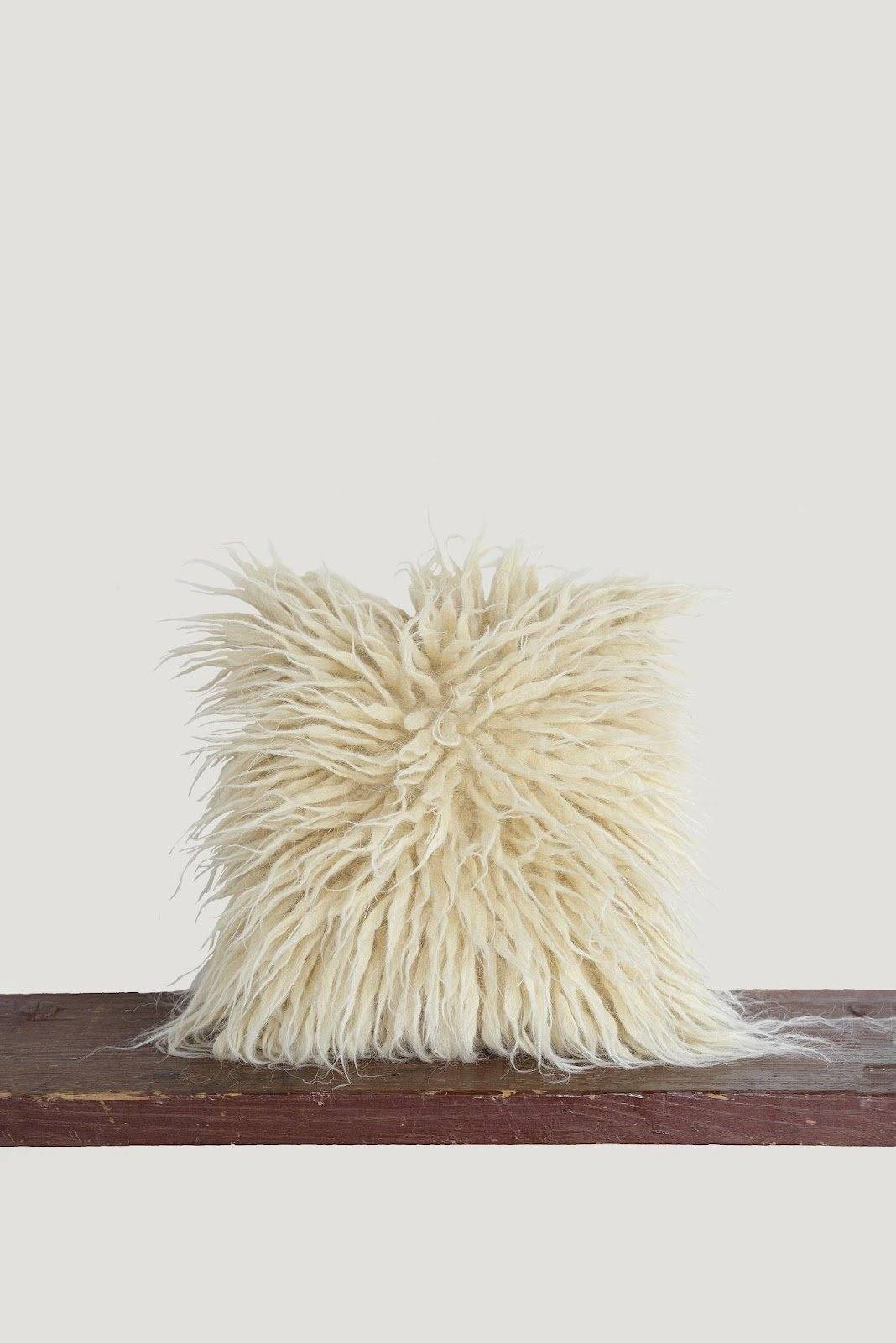 Wool Pillow "Stones"