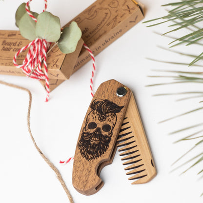 Wooden Beard Comb – Skull Design