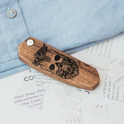 Wooden Beard Comb – Skull Design