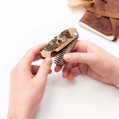 Wooden Beard Comb – Sugar Skull