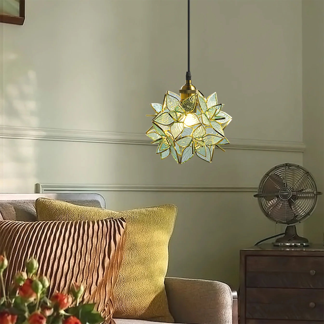 Floral Glass Pendant Lamp