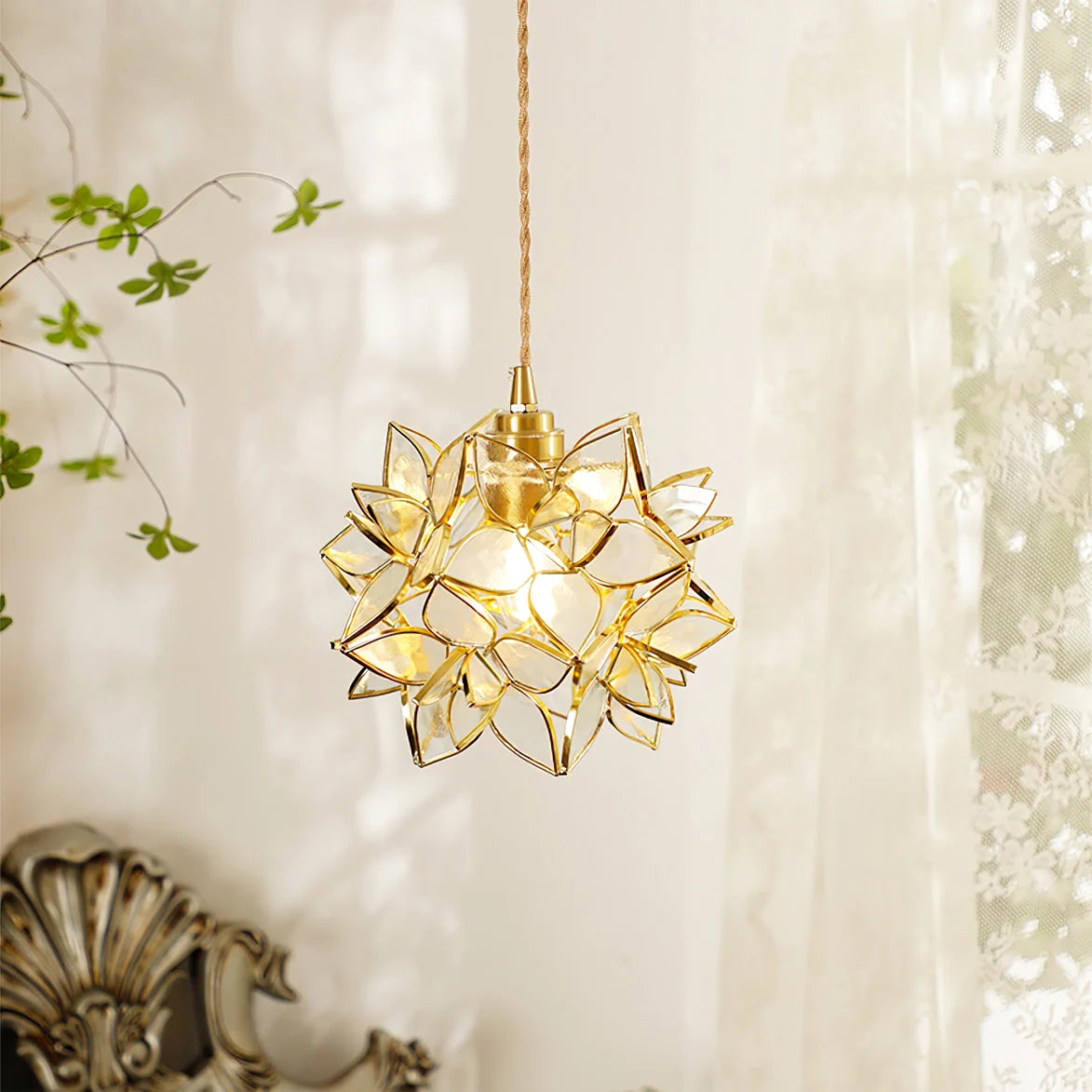 Floral Glass Pendant Lamp