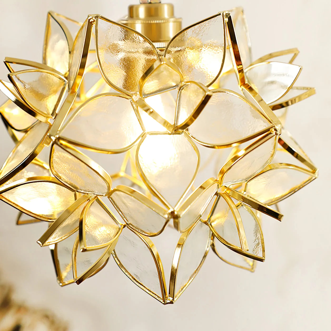 Floral Glass Pendant Lamp
