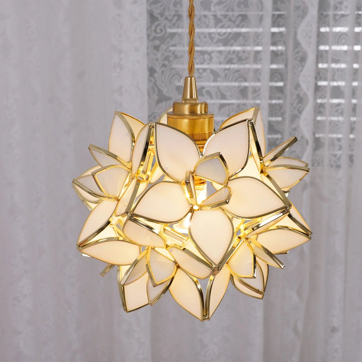 Floral Glass Pendant Lamp