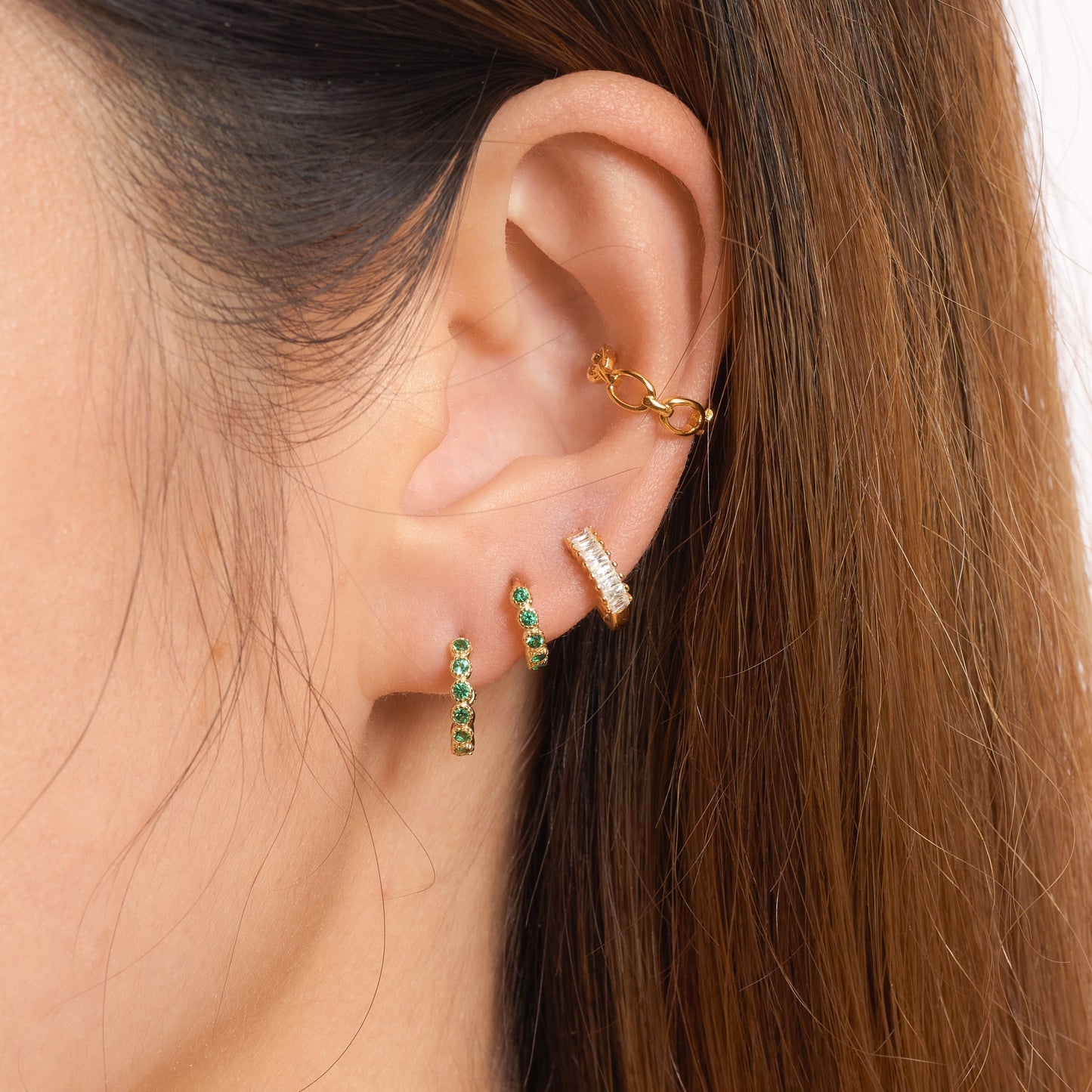 Single Chain Ear Cuff