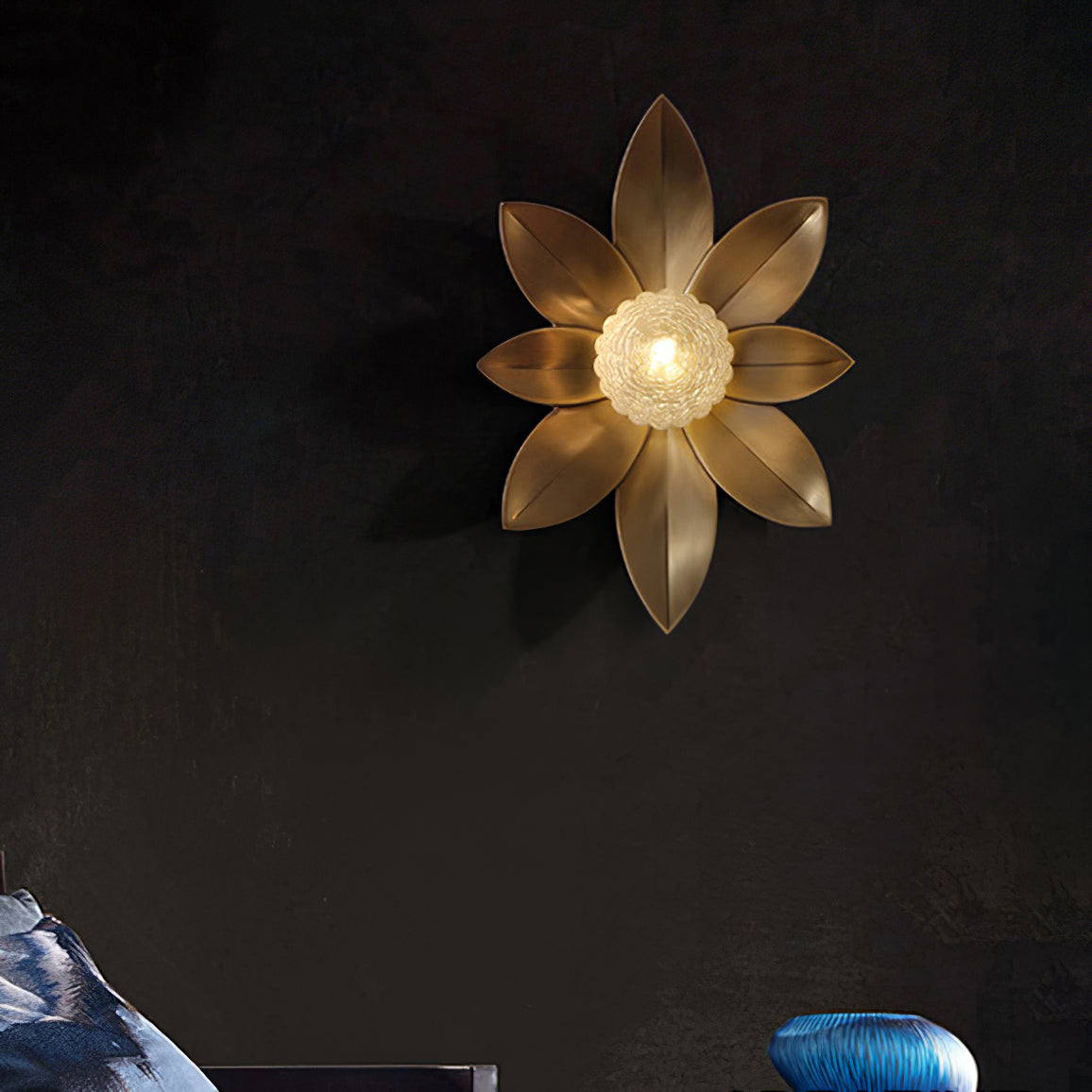 Gigi Wall Lamp