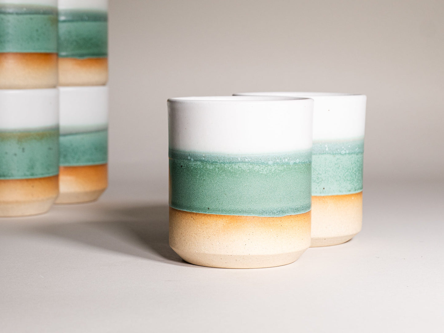 Smoothie Cup Green White 14 oz Stoneware