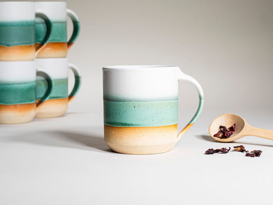 Ceramic Coffee Tea Mug with Handle Green White 14 oz Stoneware