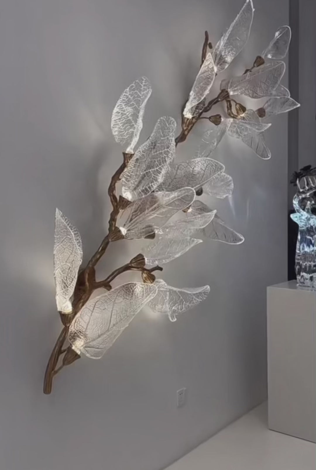 Leaf Art Wall Light