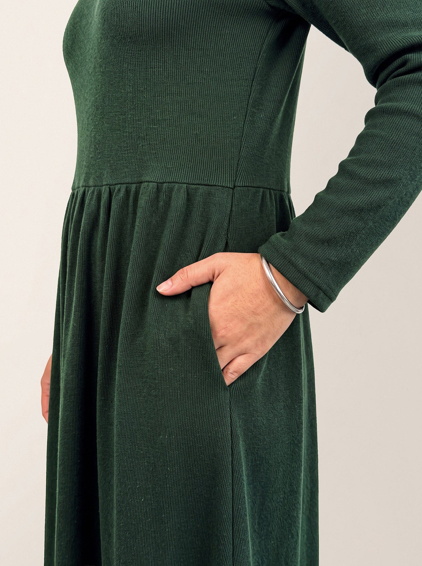 Lyocell Ruffle V-Neck Gathered Waist Knit Midi Dress BRIELLE