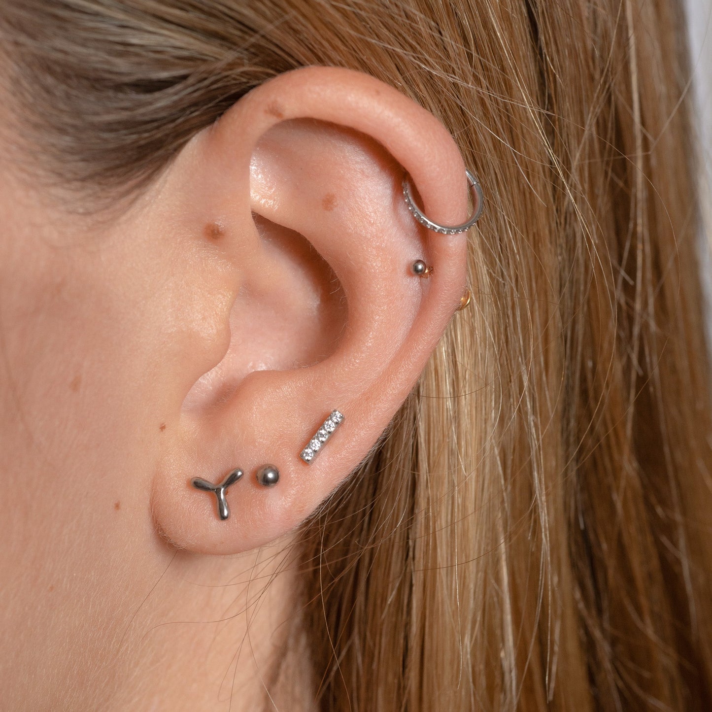 Classic CZ Clicker 8mm Titanium Hinged Hoop Earring