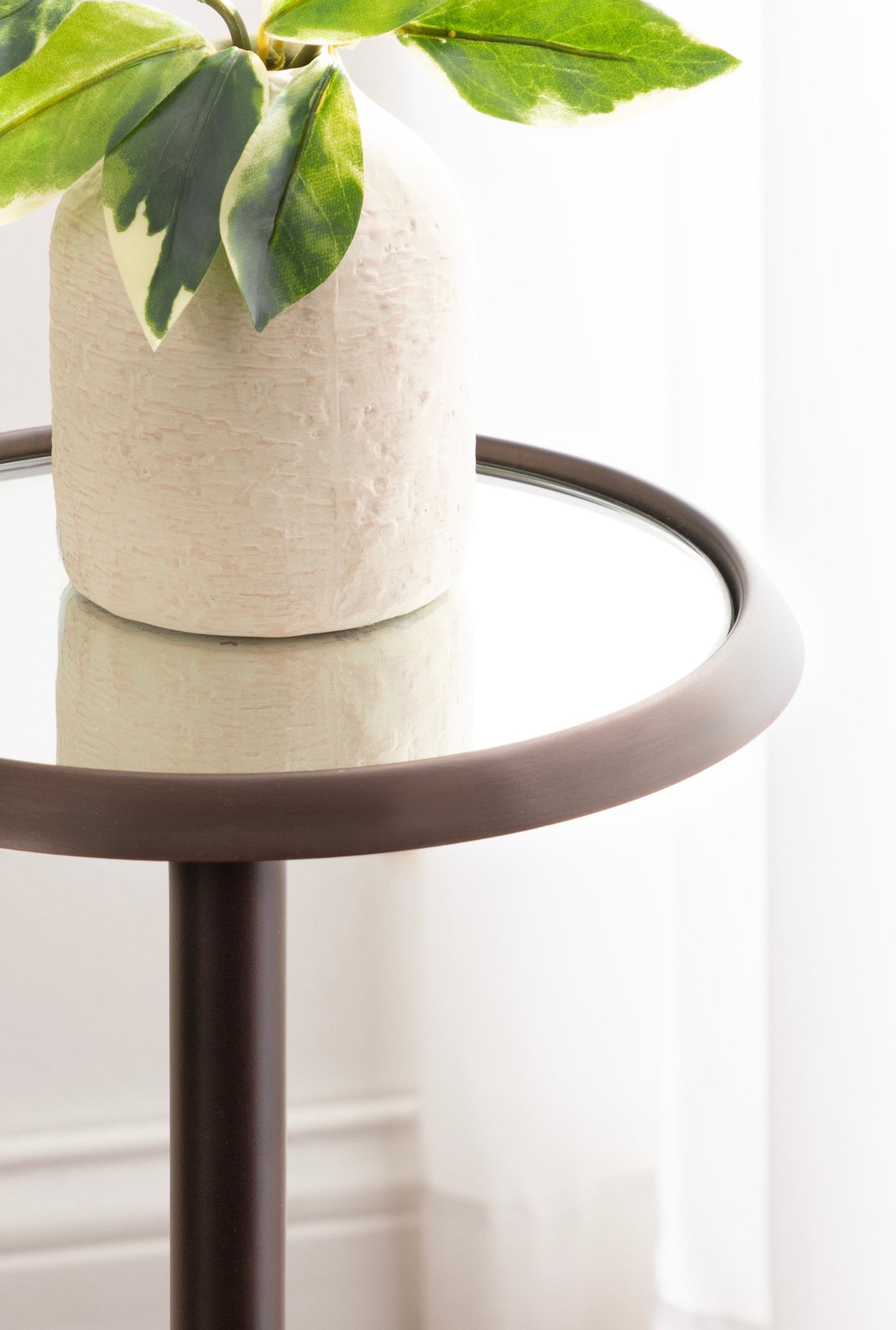 Sanzo Metal Drink Table