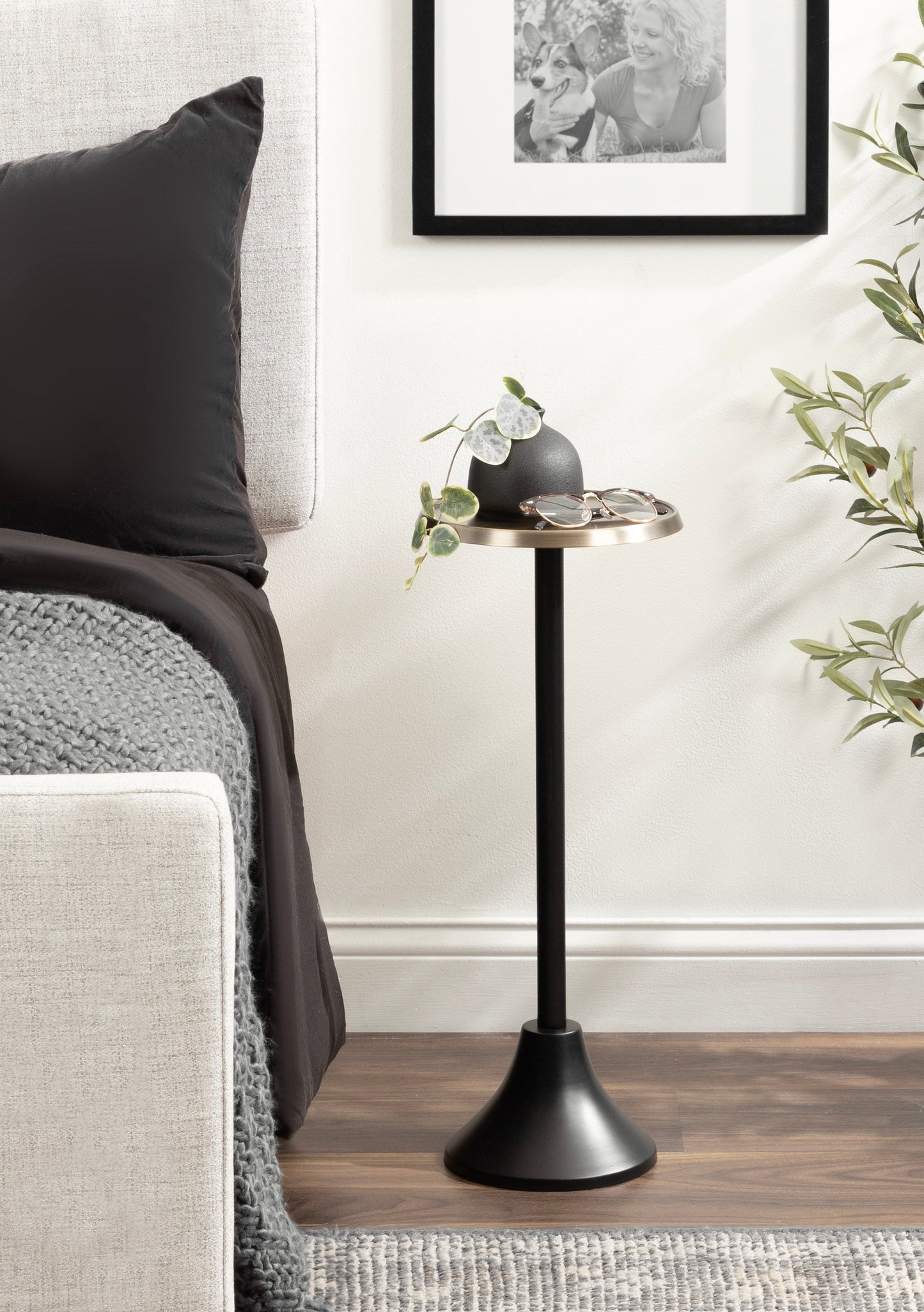 Sanzo Metal Drink Table