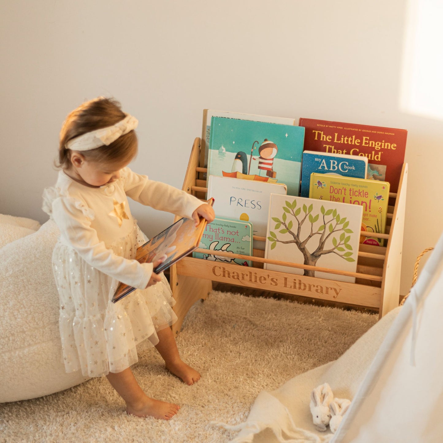 Front facing bookshelf