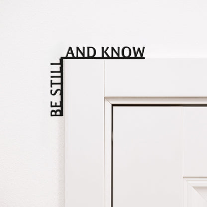Wooden Corner Quote – Be Still and Know
