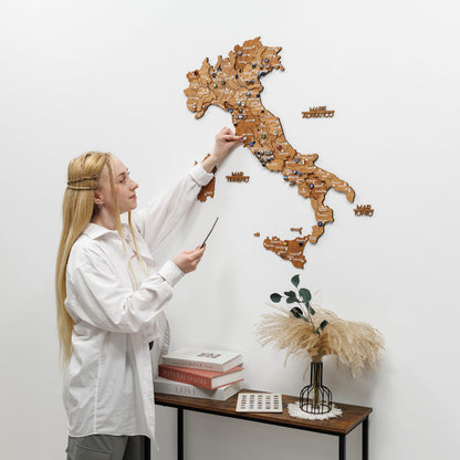 Wooden Map of Italy – Oak