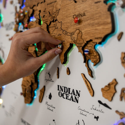 Map on Board LED 2.0 Oak