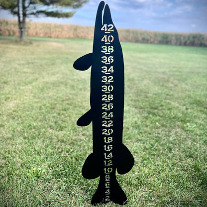 Metal Musky / Pike Snow Gauge - Steel - 42-inch