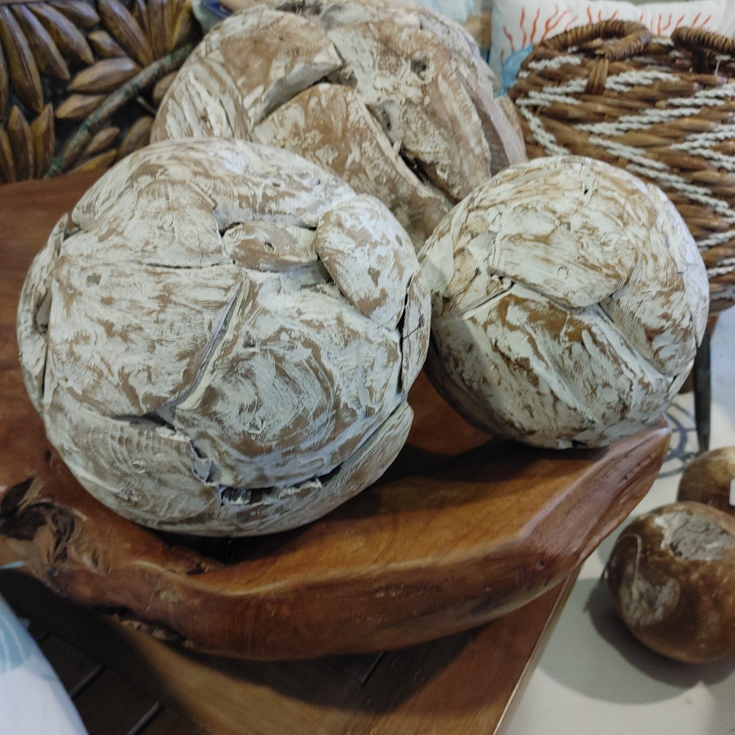 Mosaic Teak Ball