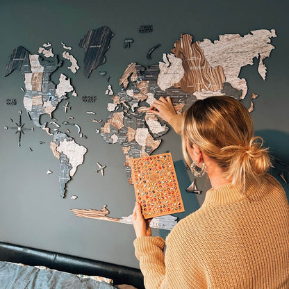 Bundle: Colored Map, Photo Frames, Flags and Airplanes Pins